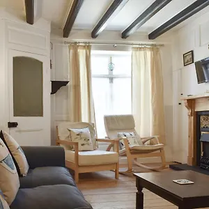 https://cobblestones-whitby.yorkshirehotels.net
